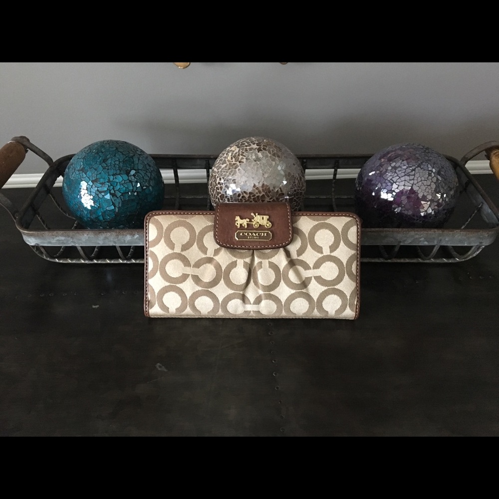 Authentic Coach Wallet
